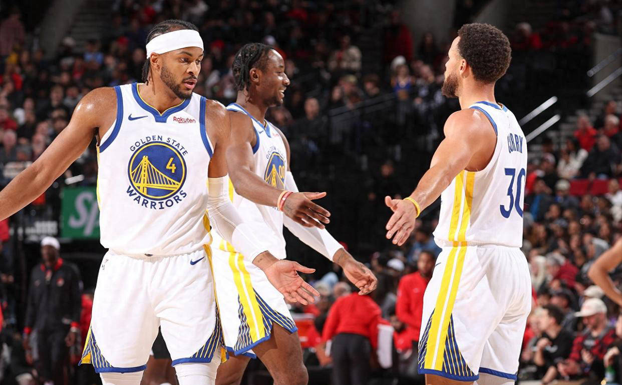 体坛记忆｜没人可以成为约基奇，因为他对篮球的感觉，就像东契奇那样丝滑（体坛记忆｜无人能复制约基奇，他对篮球的触感如东契奇般丝滑）