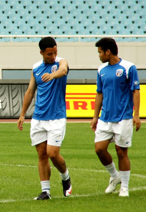 体坛：邦本宜裕续约陷入困局，“要价100万美元年薪”不属实（体坛：邦本宜裕续约受阻，百万美元年薪传闻不实）