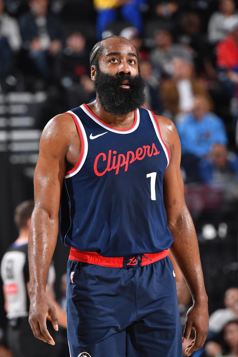 2025中国金球奖候选：张玉宁、拜合拉木等15人在列（2025中国金球奖提名公布：张玉宁、拜合拉木等15人入围）