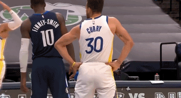 王浩然三分线外11投仅2中，效率低下的表现引发讨论（王浩然外线手感不佳：11投仅2中引发热议）