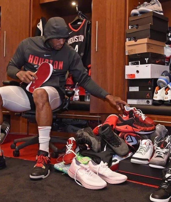 多特欧冠坐拥魔鬼主场 战巴萨或延续不败神话（多特欧冠魔鬼主场加持 对阵巴萨有望续写不败神话）