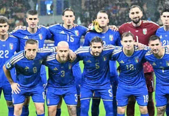 李章洙回渝参加足协杯夺冠25周年纪念赛，感慨儿子当年才初中（回到重庆庆祝足协杯封王25周年，李章洙感慨儿子当时还在读初中）